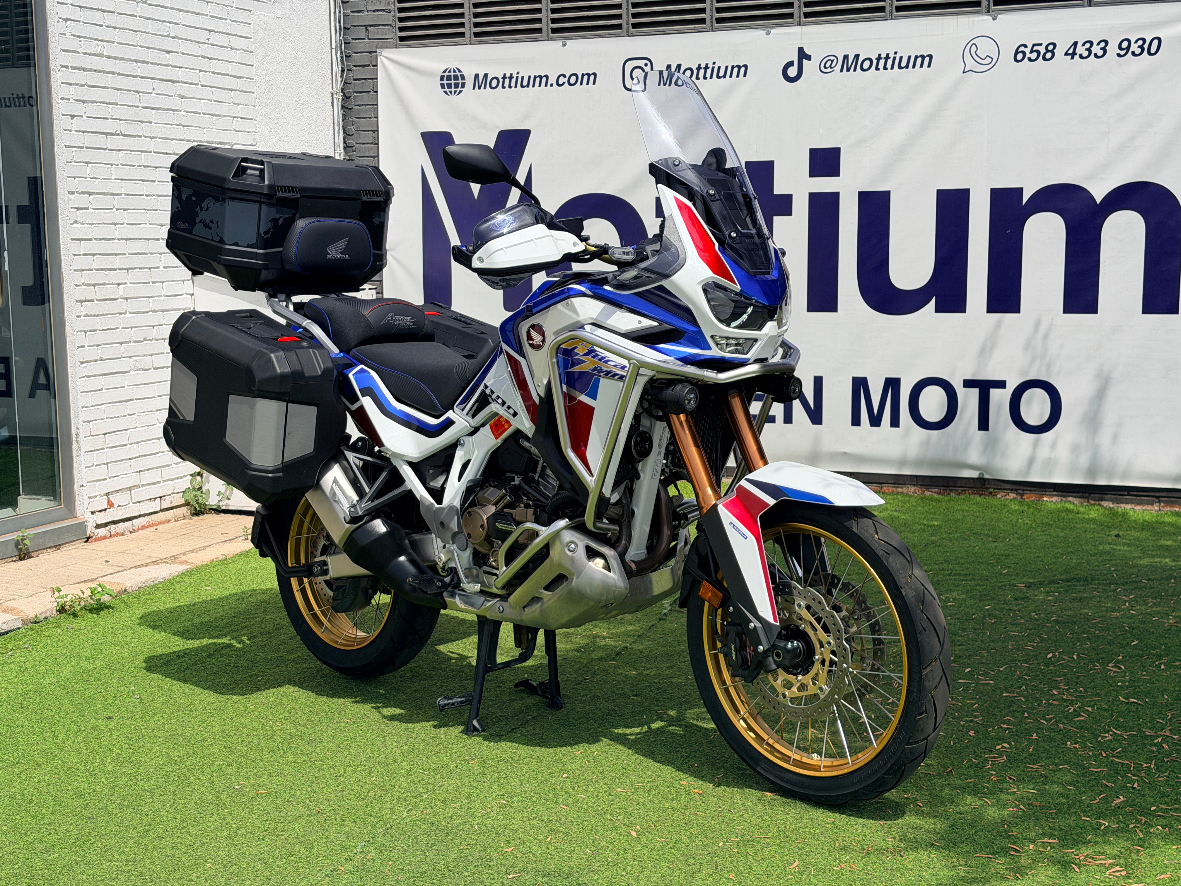 HONDA CRF1100 AFRICA TWIN ADVENTURE SPORTS DCT