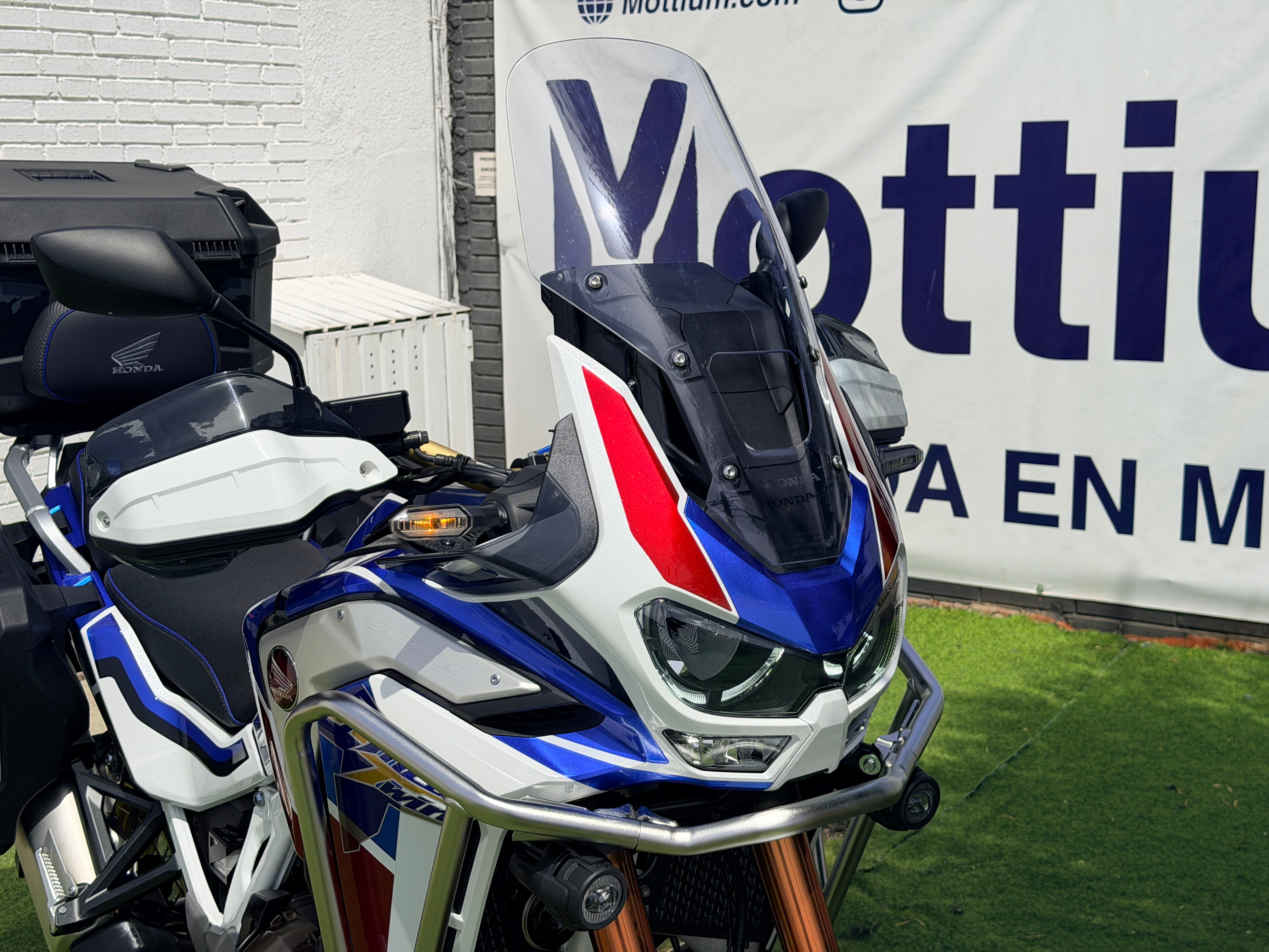 HONDA CRF1100 AFRICA TWIN ADVENTURE SPORTS DCT