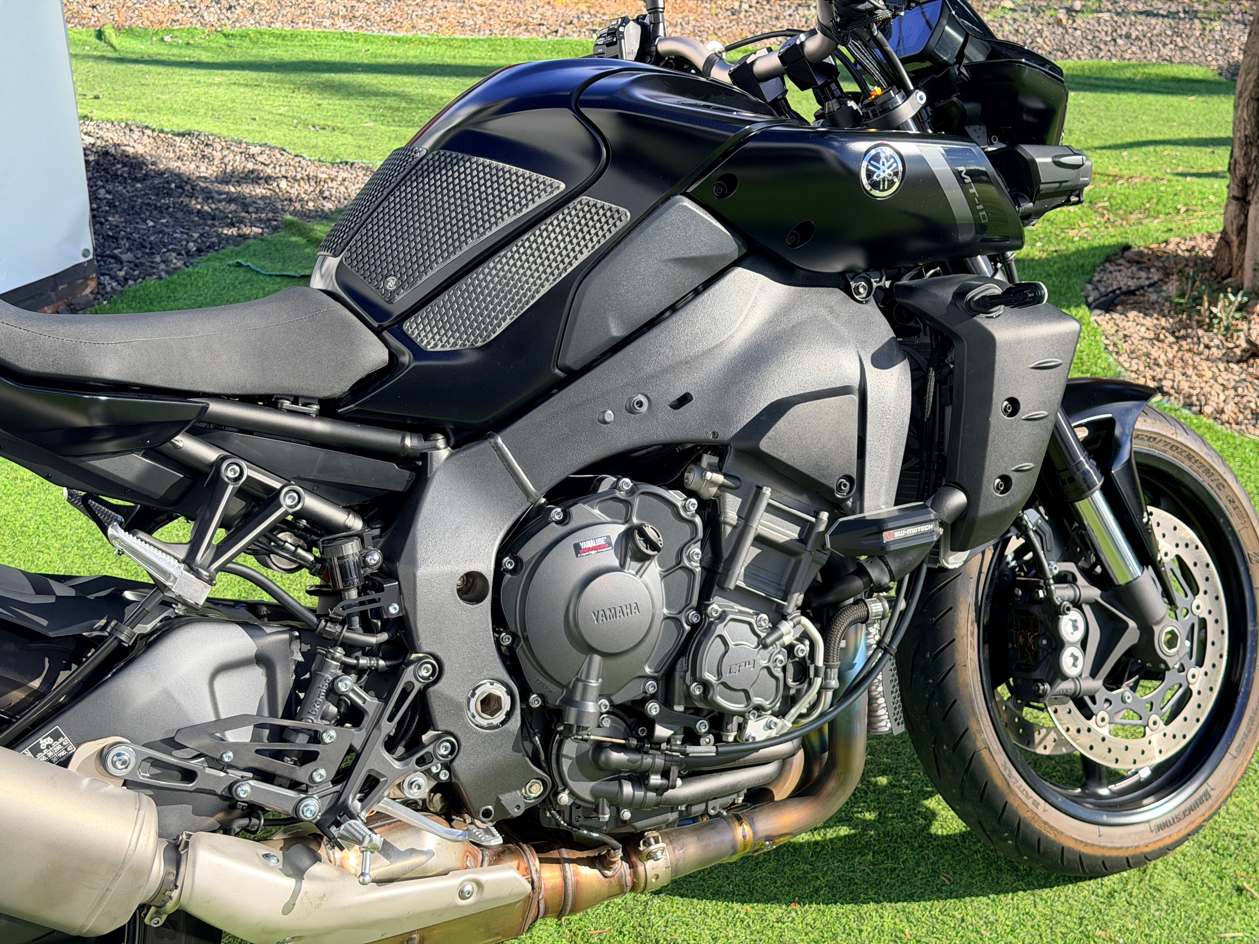 YAMAHA MT10
