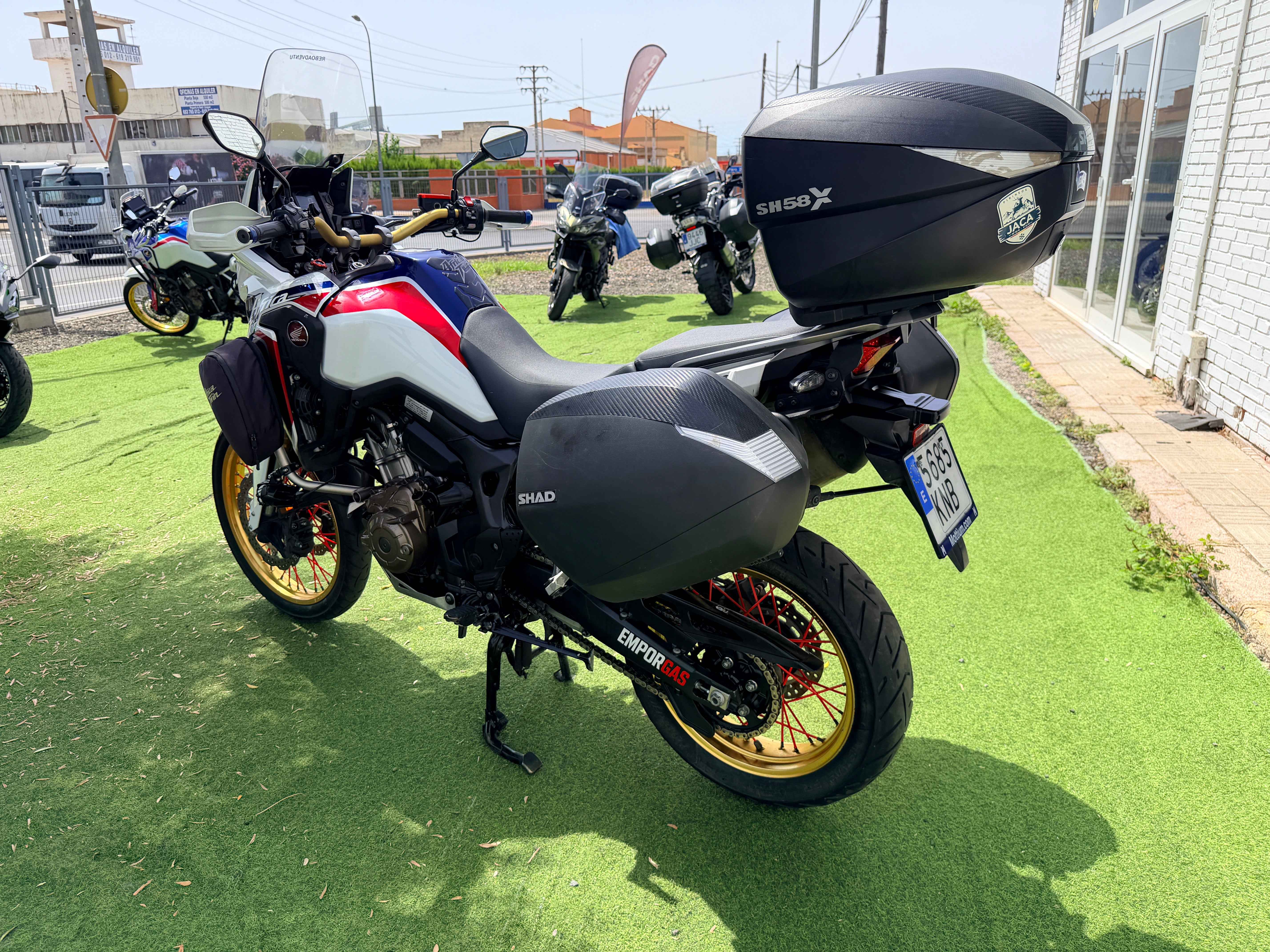 HONDA CRF1000 AFRICA TWIN DCT