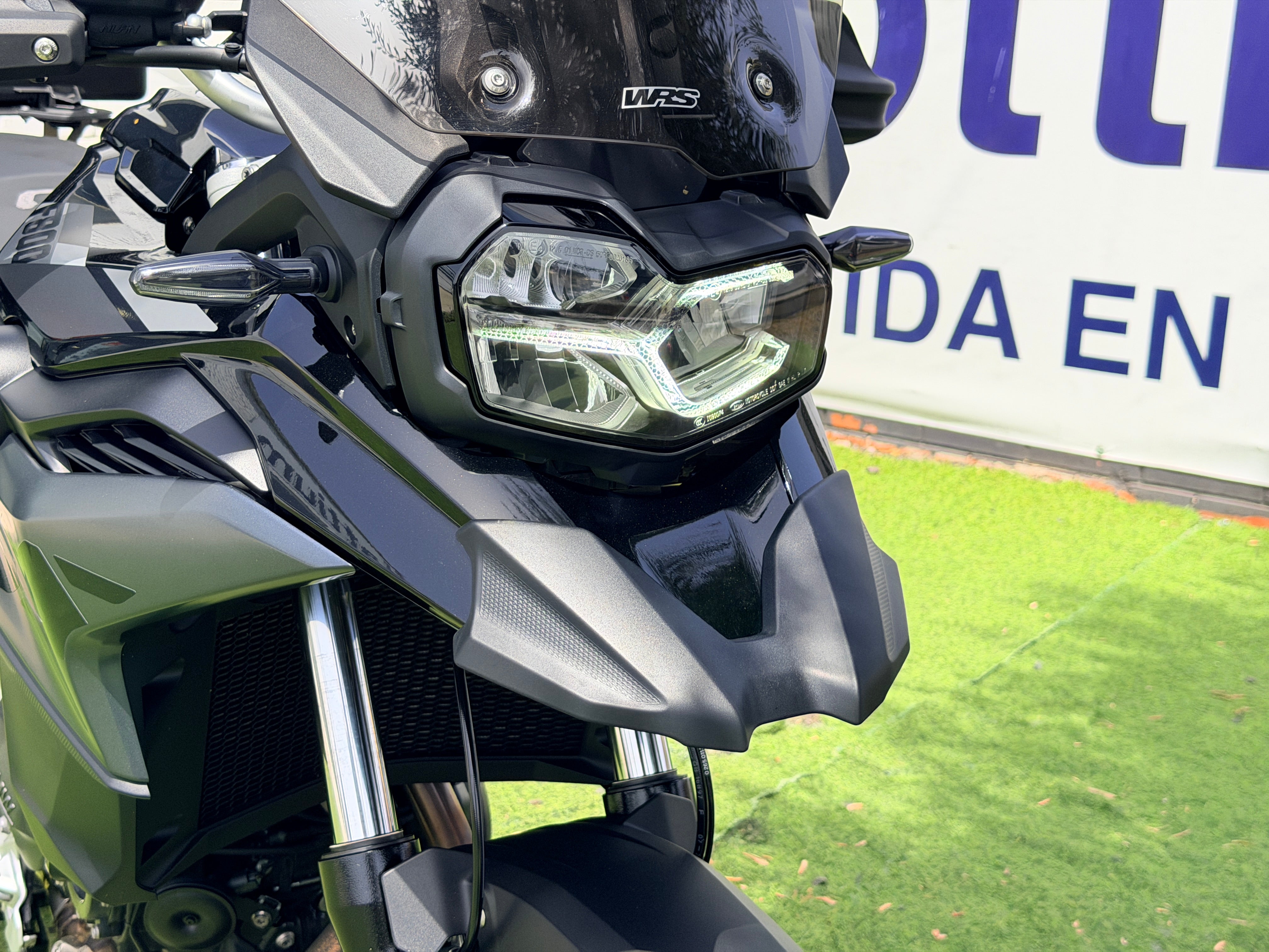 BMW F800GS TRIPLE BLACK