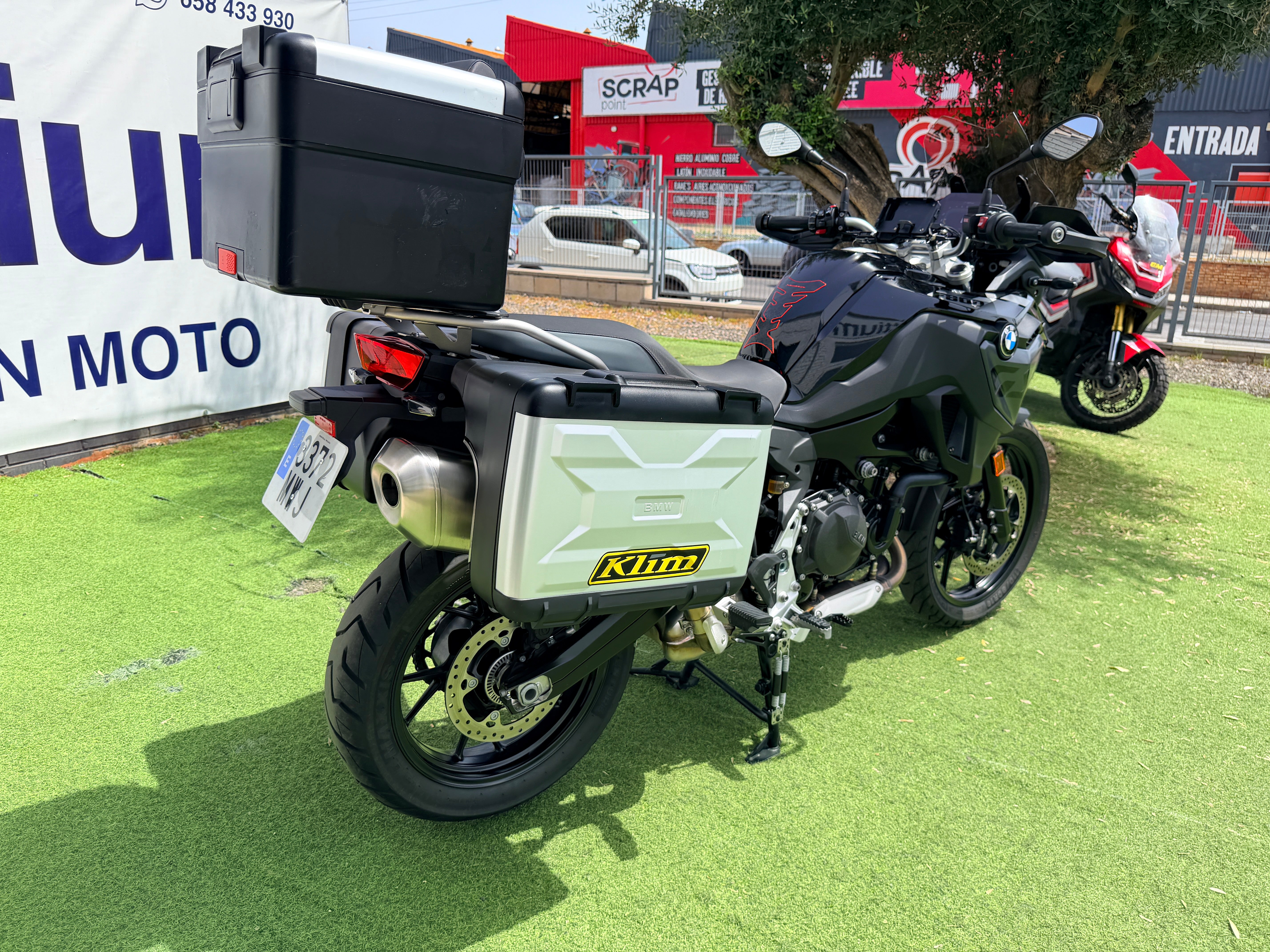 BMW F800GS TRIPLE BLACK