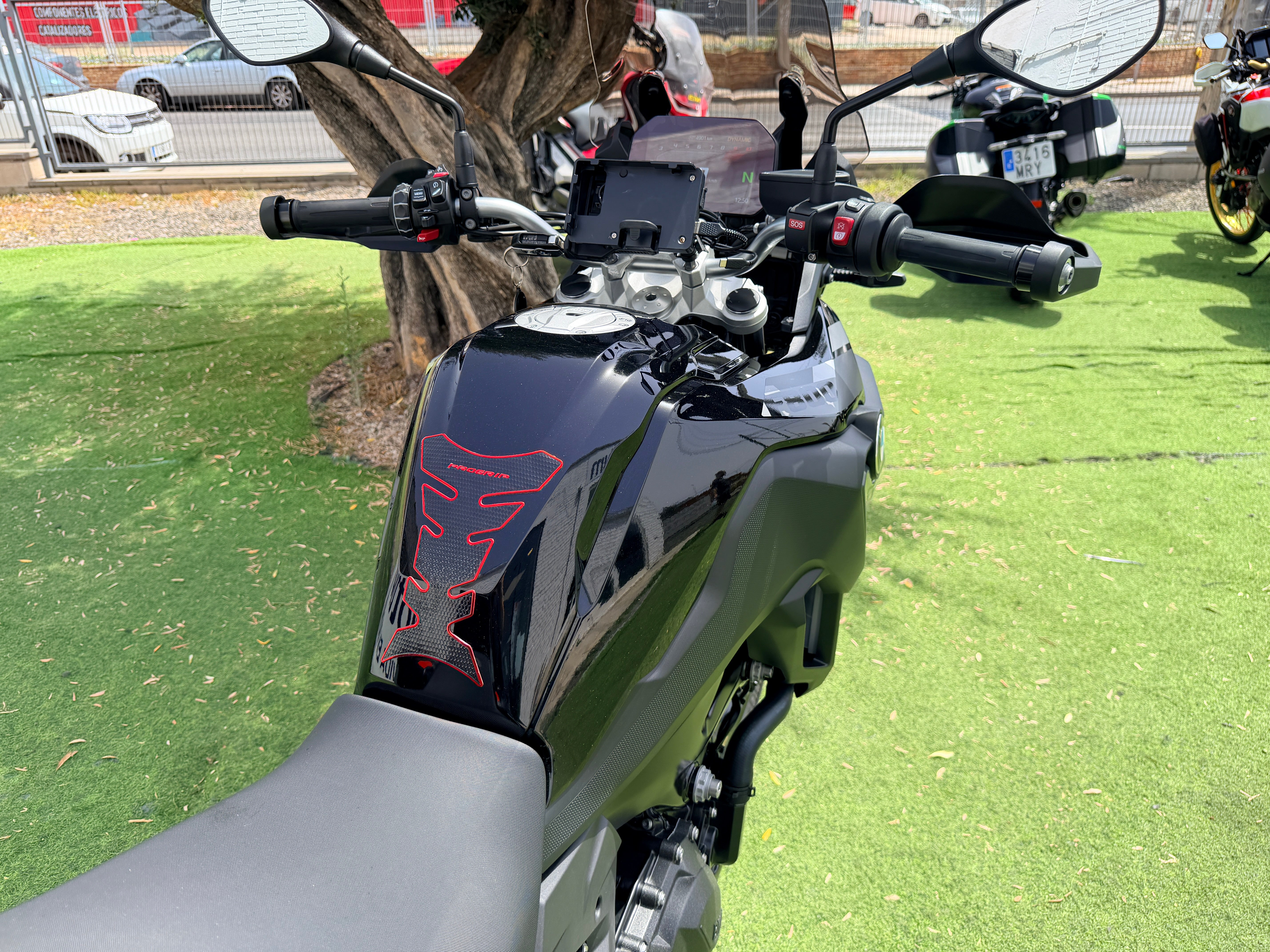 BMW F800GS TRIPLE BLACK