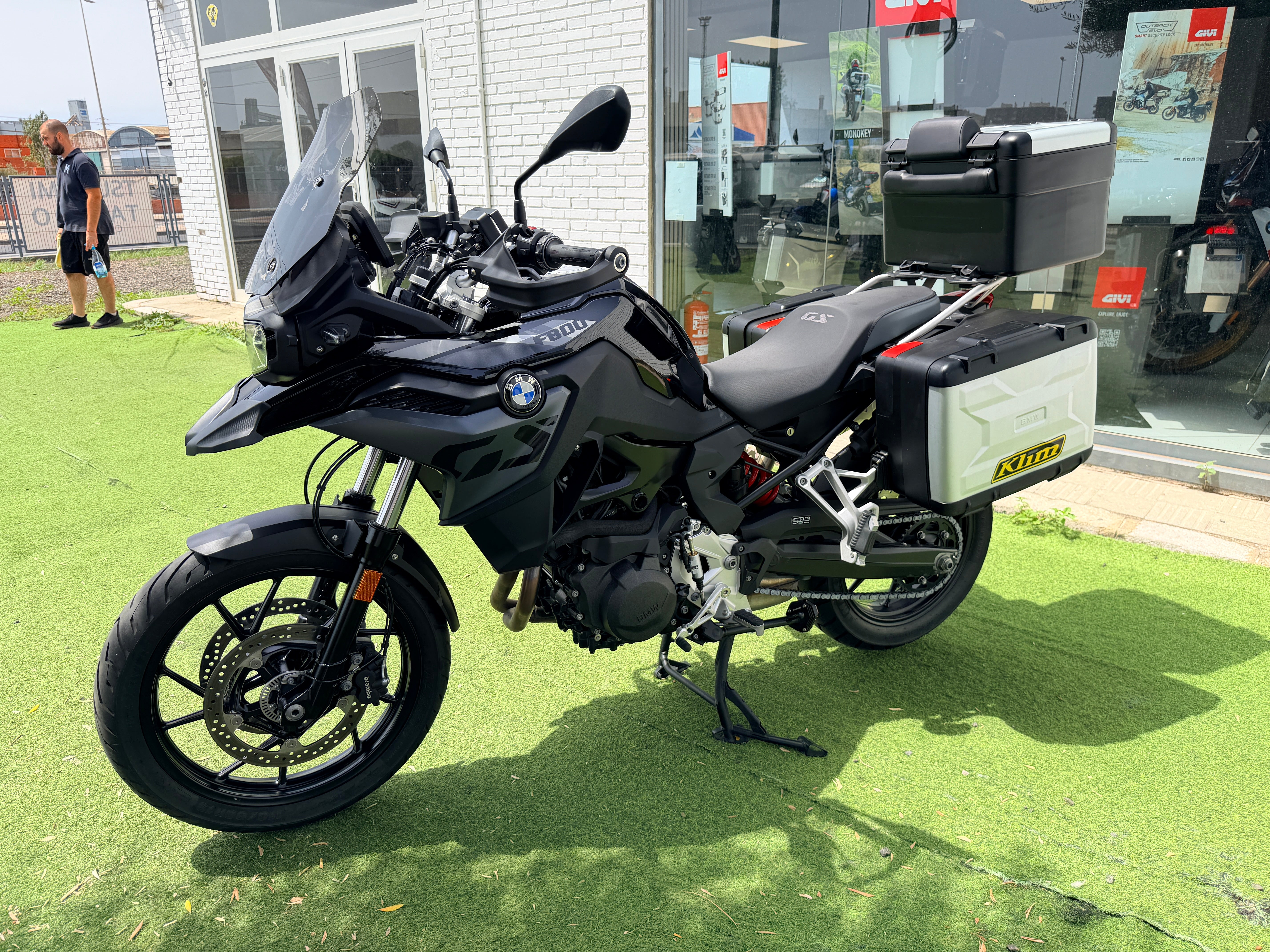 BMW F800GS TRIPLE BLACK