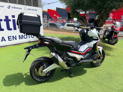 HONDA X-ADV 750