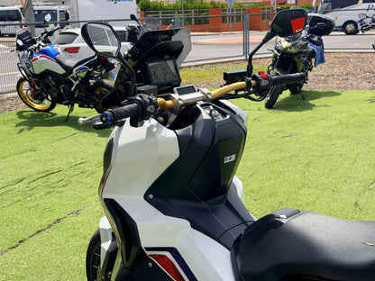 HONDA X-ADV 750
