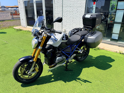 BMW R1200R