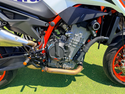 KTM 890 DUKE R