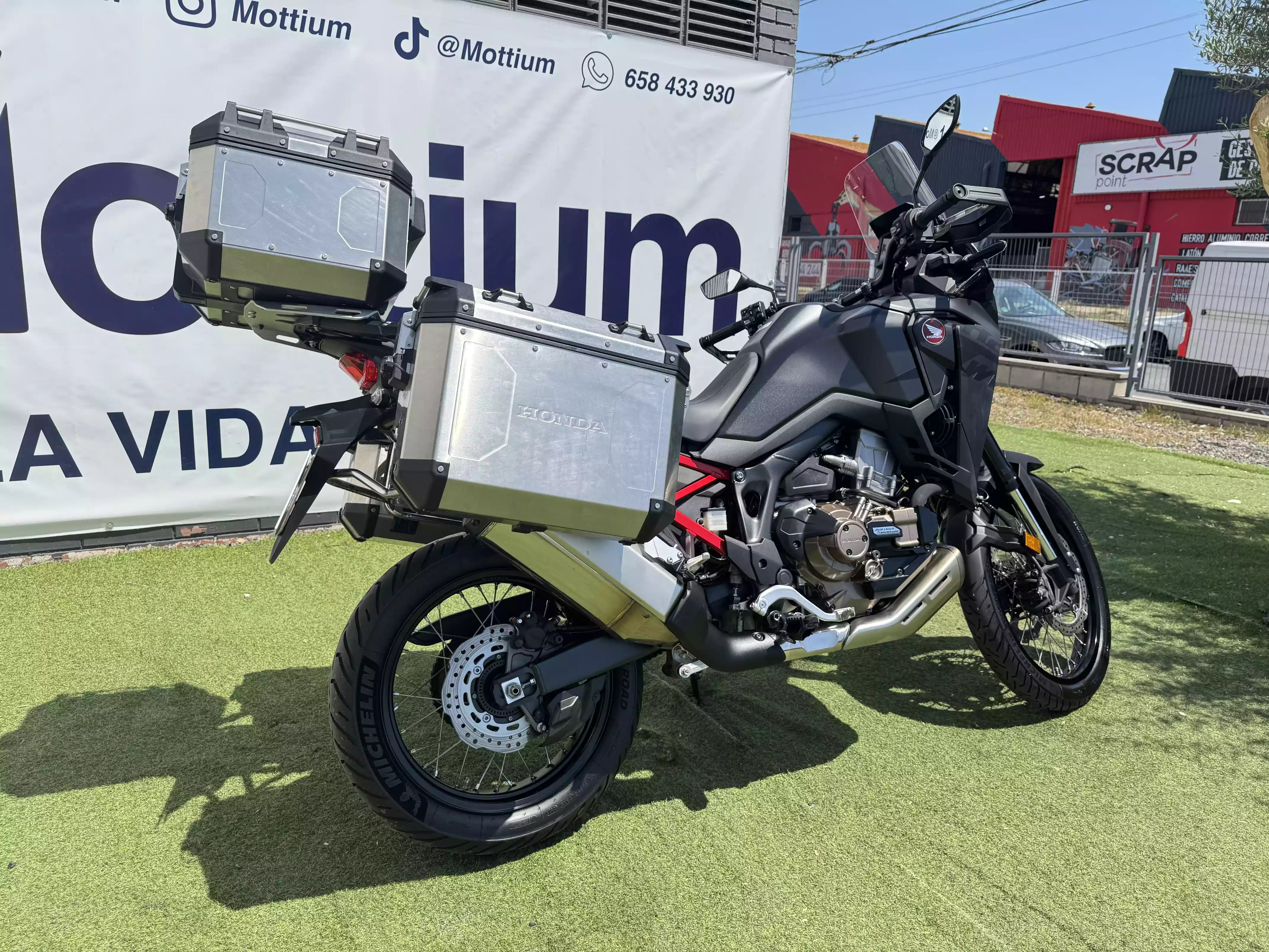 HONDA CRF1100L Africa Twin DCT