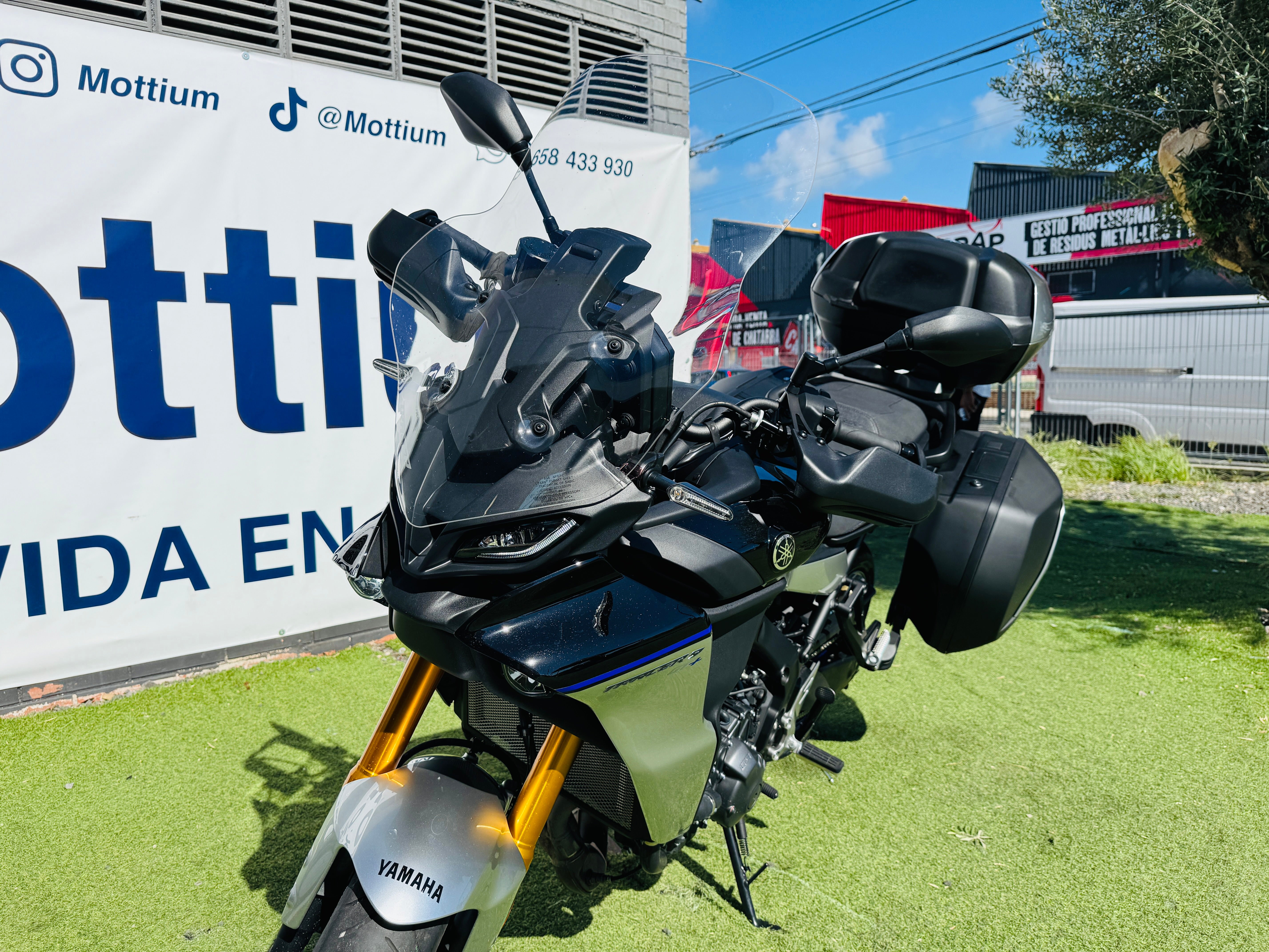 YAMAHA TRACER 9 GT+